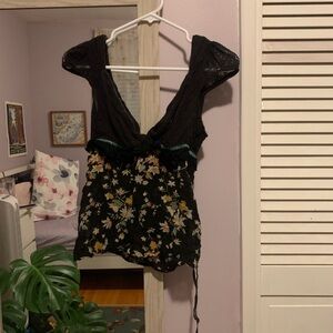 Free people black/ floral tank, size 2